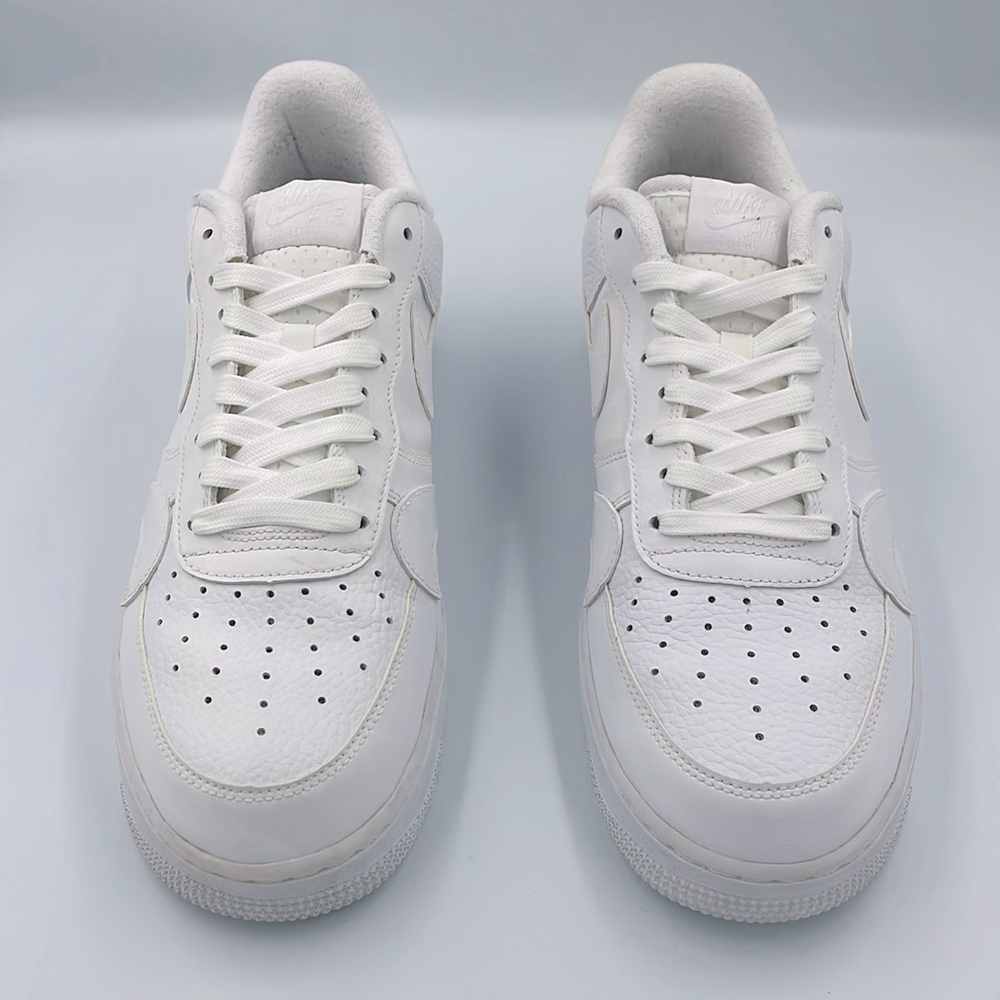 tenis nike air force 1 low misplaced swoosh white
